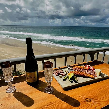 Absolutely Stunning! On The Beach !!! Gold Coast Kültér fotó