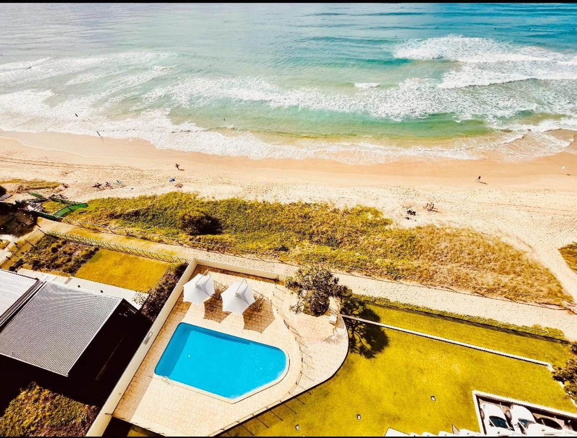Absolutely Stunning! On The Beach !!! Gold Coast Kültér fotó
