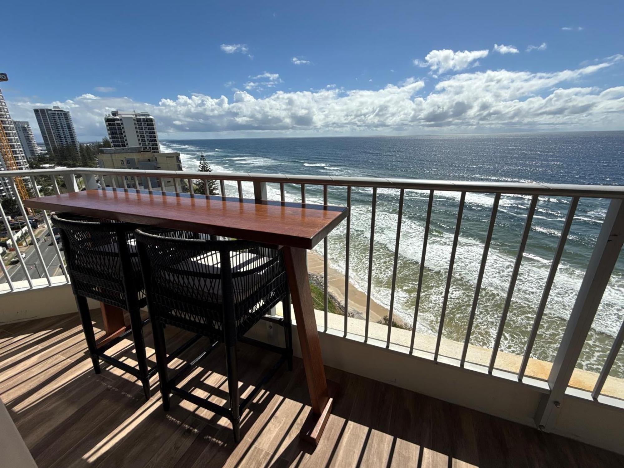 Absolutely Stunning! On The Beach !!! Gold Coast Kültér fotó